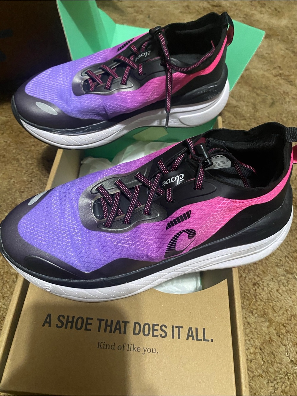 Love Women's Pink & Purple Gradient Athletic Sneakers